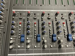Crest HP 8 Analogue Mixing Console