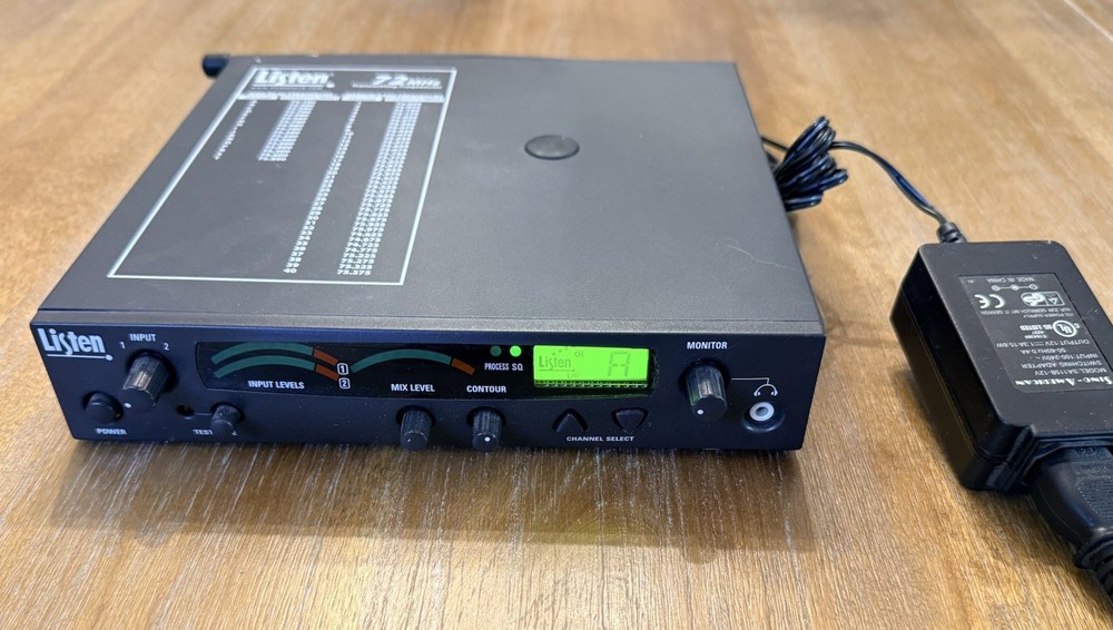 Listen Technologies LT-800-072 Stationary RF Transmitter 72 MHz Mint Excellent
