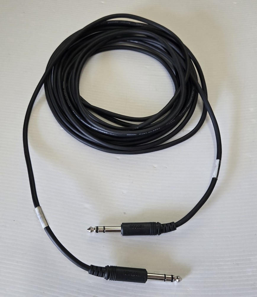 Mogami Brand 2552 Low Noise Audio Cable 1/4″ TRS to 1/4″ TRS 20ft