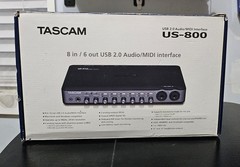 TASCAM US-800 USB 2.0 Audio Midi Interface With Box