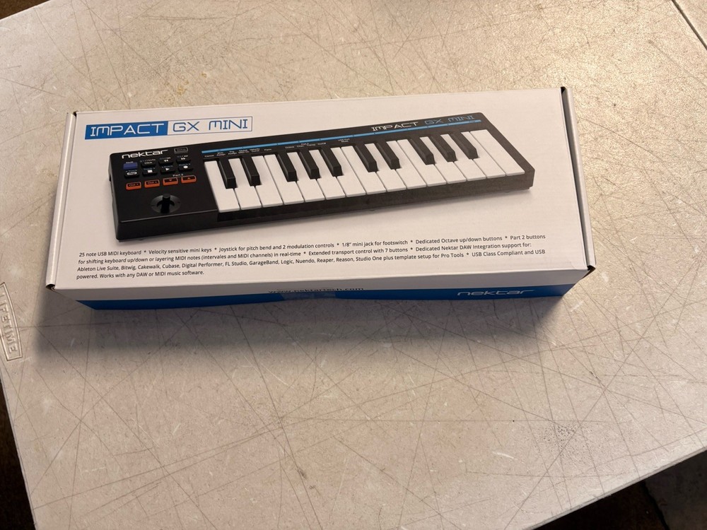 Nektar Impact GX Mini MIDI Controller Keyboard