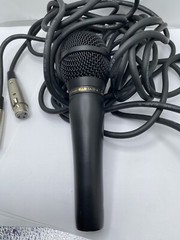 Sam Ash Professional Dynamic Microphone SA-70
