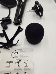 Schenzhen Microphone Stand With Phone Holder 30in H Black