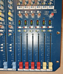Allen & Heath MixWizard WZ4 14:4:2 Mixer