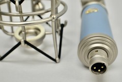 Blue Bluebird XLR Condenser Mic Cardioid w/ Shock Mount Pop Filter Box Excellent