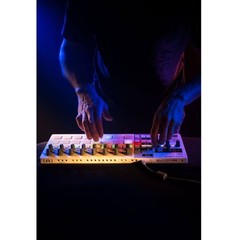 Arturia BeatStep Pro MIDI USB Analog Digital Drum Controller Sequencer