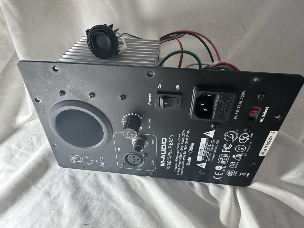 Single M-Audio BX5A Carbon Black Studio Monitor Speaker Plate Amplifier