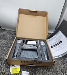 VocoPro UHF-28 Dual Channel UHF Wireless Mic System UHF-18/28-II, UHF-28-9