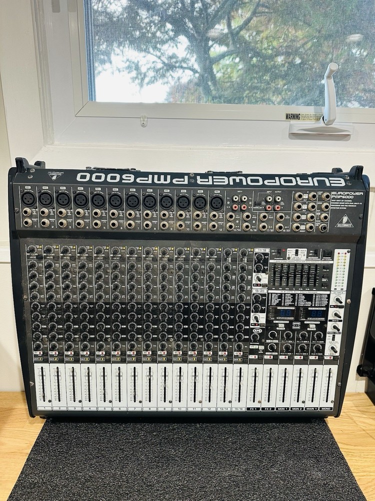 Behringer Europower PMP6000 20-Channel 1600W Powered Mixer Power On Semi Tested