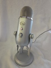 Blue Yeti Professional Multi-Pattern Silver USB Microphone with Stand