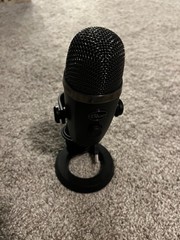 Logitech Yeti nano Condenser Cardioid Microphone (A00147)