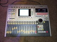 Yamaha AW4416 16-Track Digital Multitrack Recorder Mixer Console RCA/XLR