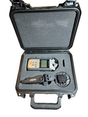 Zoom H4n Handy Recorder with Accessories and Custom SKB Iseries Case
