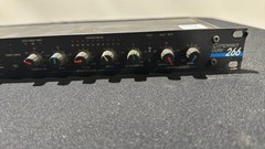 dbx 266 Dual-Channel Compressor/Gate. Made in USA. DEC ’96