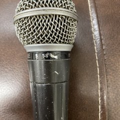 Shure SM58 Lo-Z Wired XLR Dynamic with clip vintage 80s