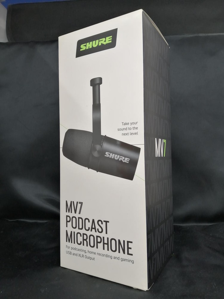 Shure Mv7-K-J Dynamic Microphone