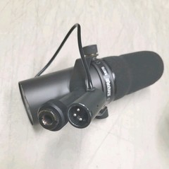 Shure SM7B Cardioid Dynamic Vocal Microphone