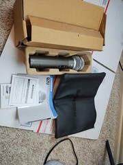 Samson Q2U Dynamic USB Microphone Recording and Podcasting Pack Gray Podcasting