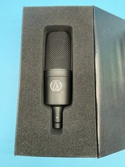 Audio Technica AT4033A Cardioid Condenser Microphone – Black (MAC003613)