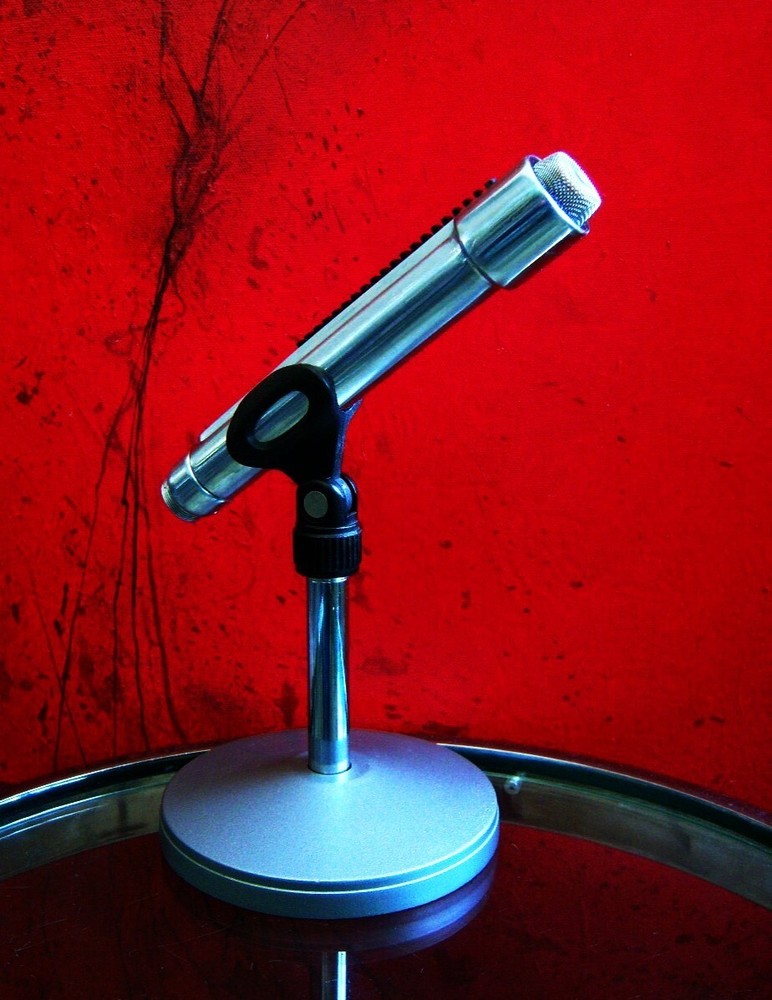 Vintage 1960’s Electro Voice 676 dynamic cardioid microphone w accessories PROP