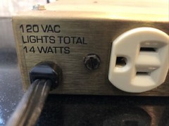 Furman PL-8 15 Power Conditioner with Light Modules 10 Amps 1200 watts 8 Outlets