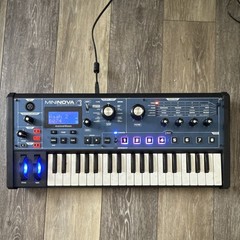 Novation MiniNova 37-Key Digital Synth Keyboard Vocoder Arpeggiator NO MIC