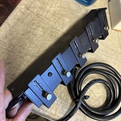 FURMAN PLUGLOCK RACKMOUNT 5 OUTLET LOCKING AC ADAPTER STRIP