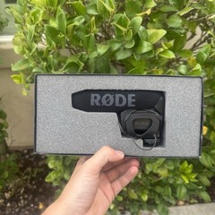 Rode VideoMic Pro Shotgun Wired Professional Microphone – Very Lightly Used