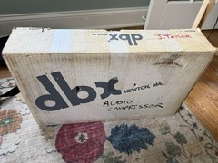 DBX 166 Over Easy Compressor with Gate and Peakstop Gain Reduction