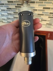 Blue Microphones Baby Bottle SL Large Diaphragm Condenser Mic In Wooden Box