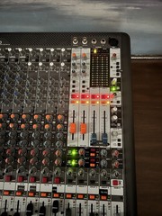 Behringer 16-Input 4-Bus Mixer XENYX XL1600 Tested Working