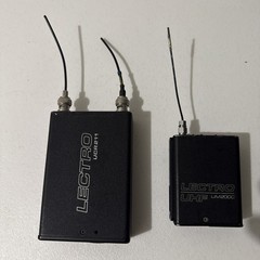 LECTROSONICS UCR 211 & Lectrosonics UM 200C Block 26 665.6 – 691.1 MHz wAntennas