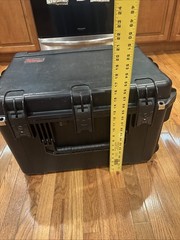 SKB iSeries Black Waterproof Storage Case Good Condition