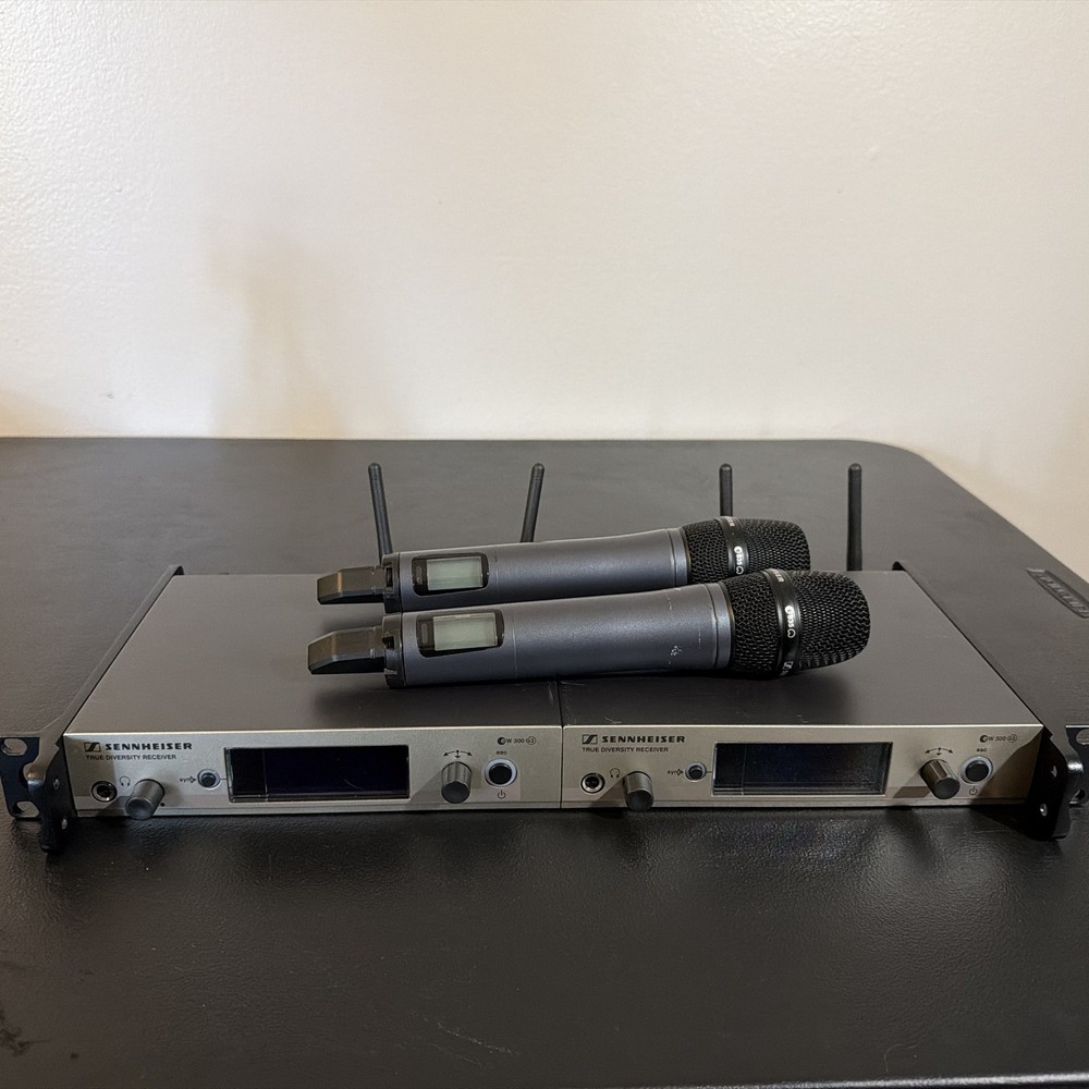 PAIR (2) Sennheiser EW300 G3 Wireless Microphone Systems 626-668 B Band NICE!!