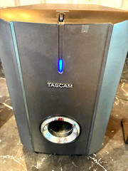 Tascam VL S21 Compact 25-Watt Desktop/Multimedia Speaker System NXT
