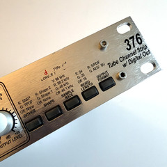dbx 376 Tube Channel Strip w/ Digital Out – used and in great working condition!