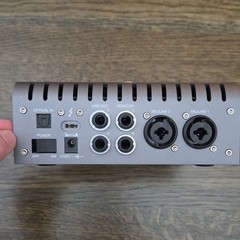 Universal Audio Apollo Twin X | NEVER USED | DOES NOT COME WITH CORDS