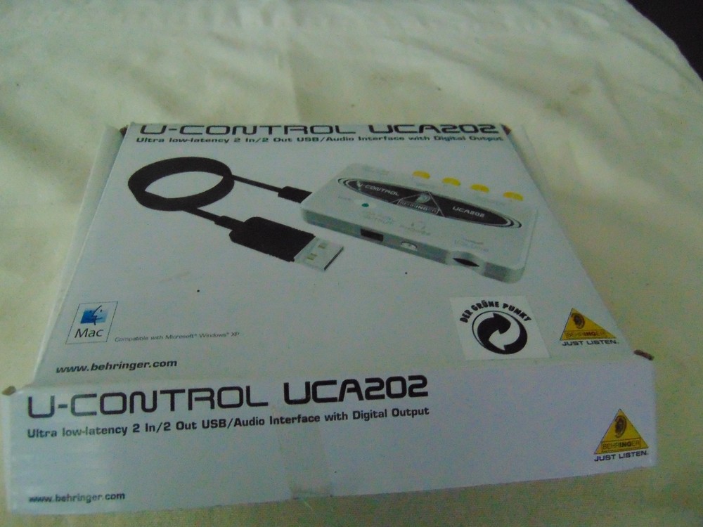 Behringer U-Control UCA202 USB Audio Interface with manual works fine