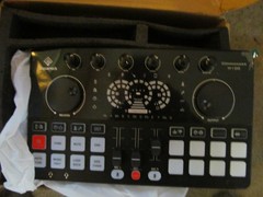 squarock podcast equipment bundle m100