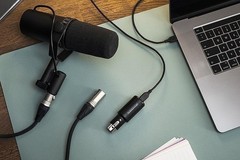 Shure MVX2U Digital Audio Interface with XLR-to-USB Adapter and Headphone Output