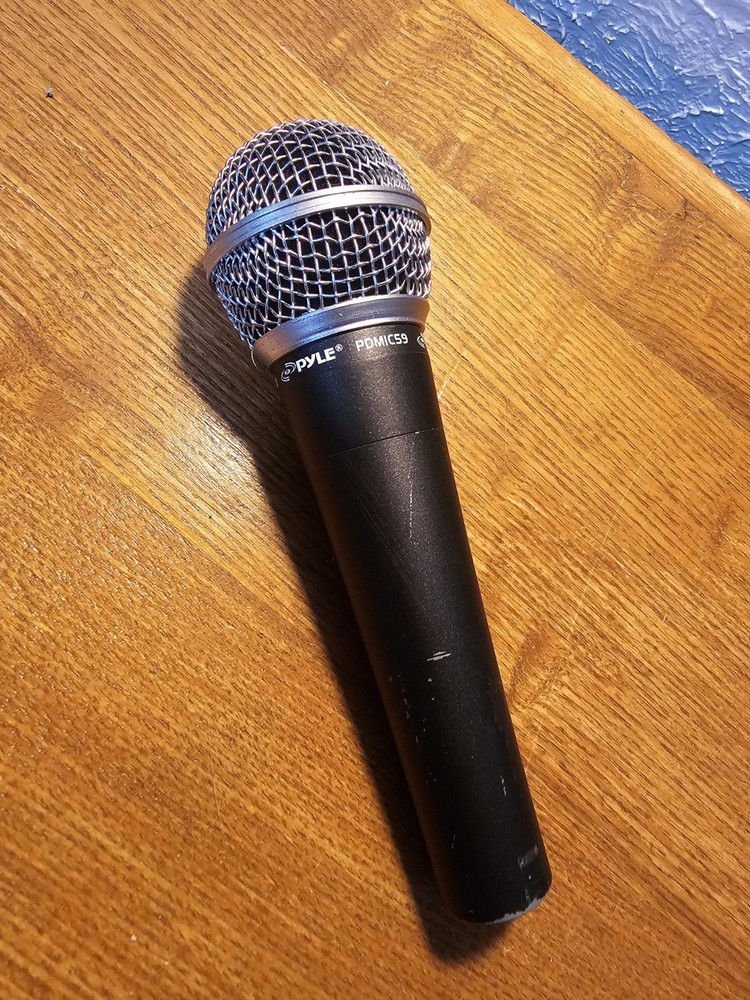 Pyle 9 Professional Wired XLR Unidirectional- Black PDMIC59