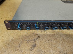 Shure SCM810 Automatic Microphone Mixer w/Intellimix – Rackmountable