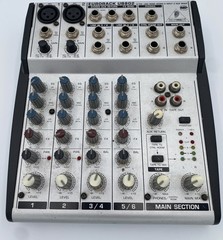 Behringer Eurorack UB802 Ultra-Low Noise 8-Input 2-Bus Mixer No Power Supply