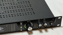 Universal Audio Apollo 8 DUO Thunderbolt 3 UAD2 Black Audio Interface Rackmount