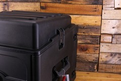 SKB 1SKB-R106W 10 x 6 Rolling Compact Rig 6 RU Space Black DAMAGED