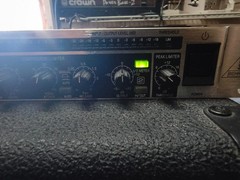 Behringer Composer Pro MDX 2200 Expander / Gate / Compressor / Limiter