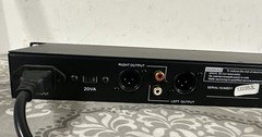 Rolls Mountable Rack RS80 1U Quartz PLL Synthesized AM/FM Tuner Tested Works
