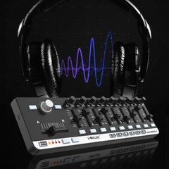 WorldE EasyControl.9 Portable Mini USB 9 Slim-Line Control MIDI Controller Black