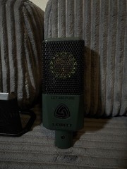 Vida Edition LEWITT LCT 440 PURE XLR Mic w/ Shock Mount Green