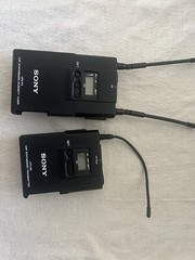 Sony UTX-B2 UHF Wireless Microphone Transmitter & Sony URX-P2 UHF Tuner